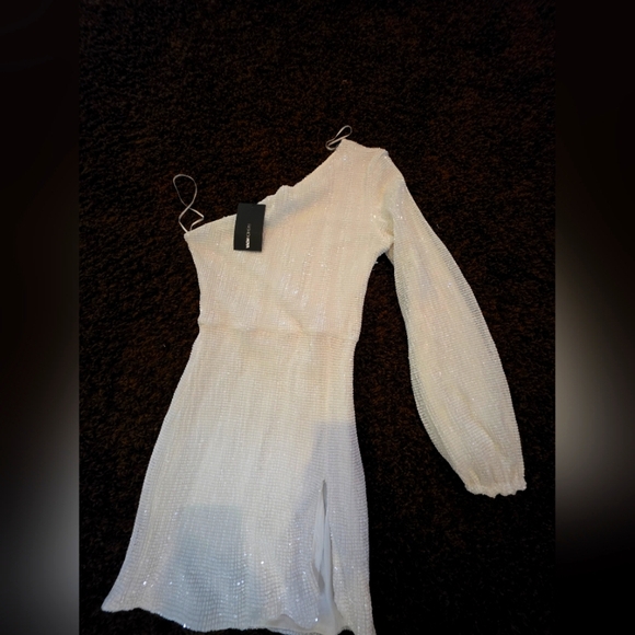 Fashion Nova Dresses & Skirts - Elegant White One-Shoulder Dress